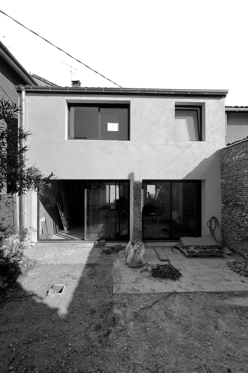 CB88 Projet de surélévation et de réhabilitation du RDC d’une maison en centre ville de Toulouse Construire un style contemporaine moderne Cartel Architectes